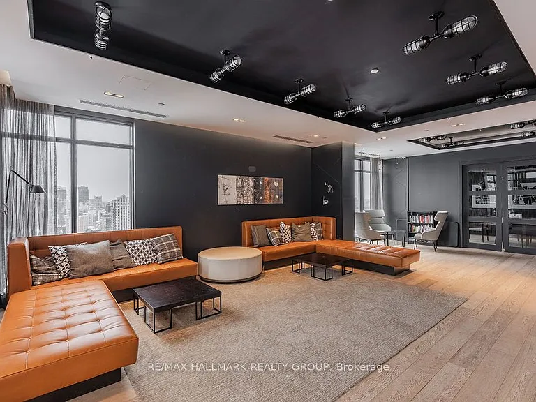 255 Bay St #801 — Photo 37