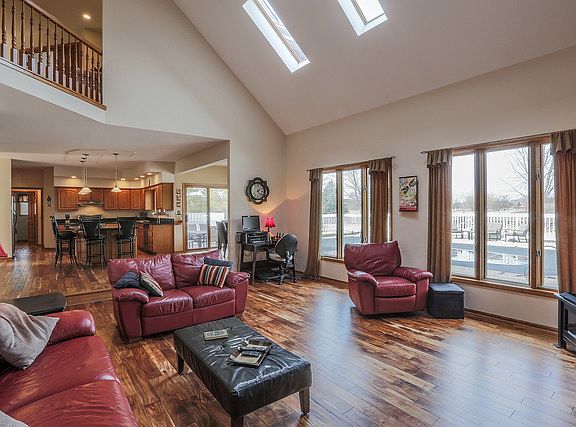 3rd image of 10521 S Royal Porthcawl Dr