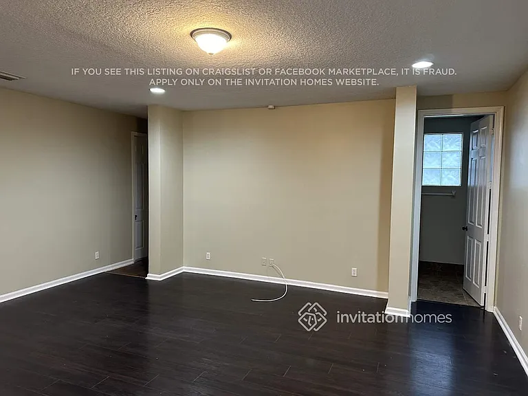299 Belle Grove Ln — Photo 3