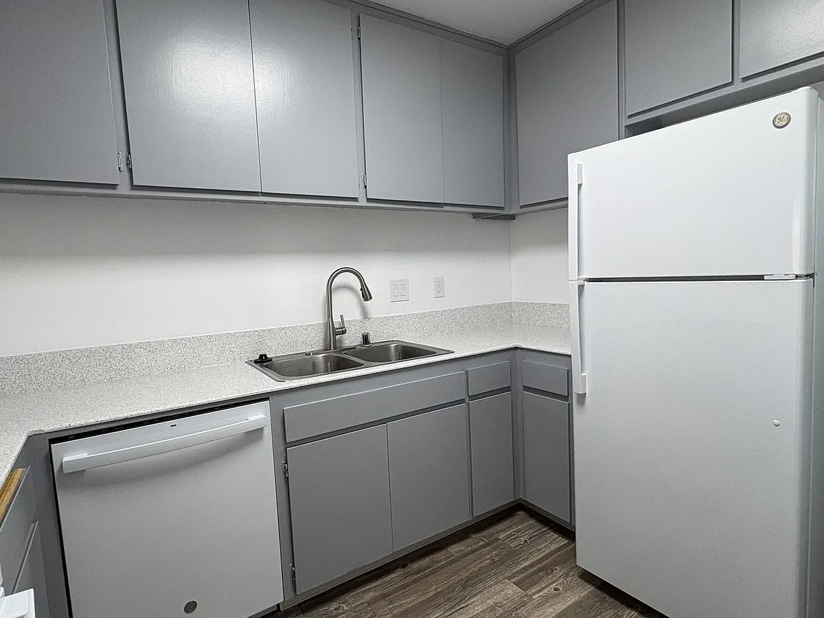 Building Photo - 8557 Lemon Ave #20