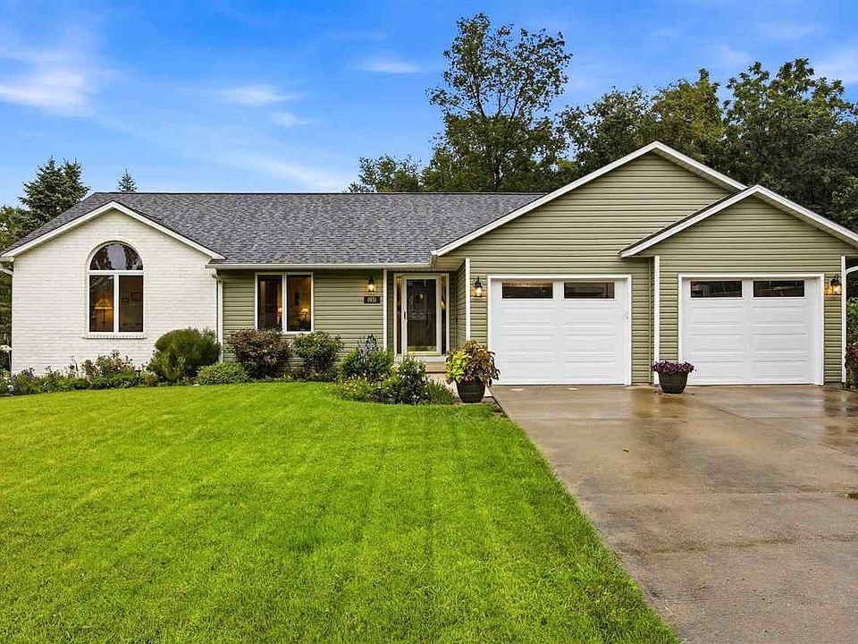 1st image of 1931 Liberty Ln