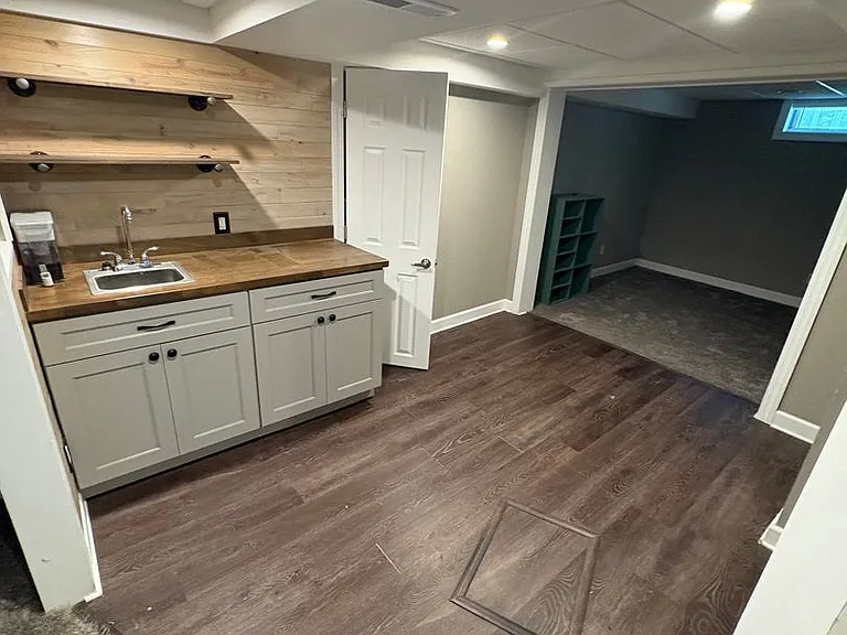 1139 Oregon St — Photo 14