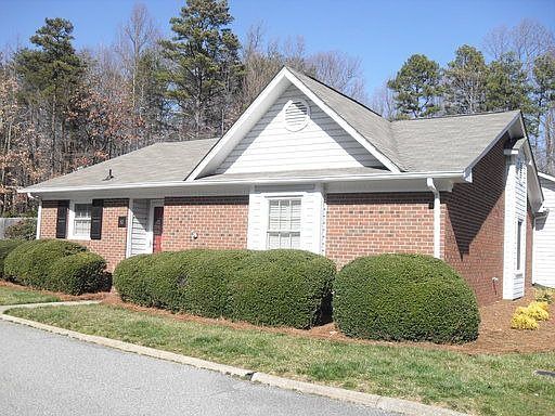 4th image of 30 Brandy Ct