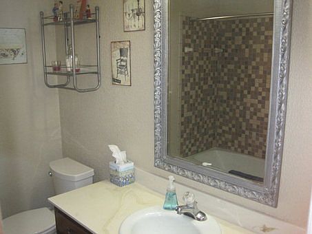 3rd image of 3 Revere Pl