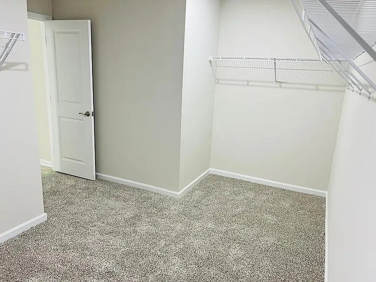 745 Riguard Way — Photo 21