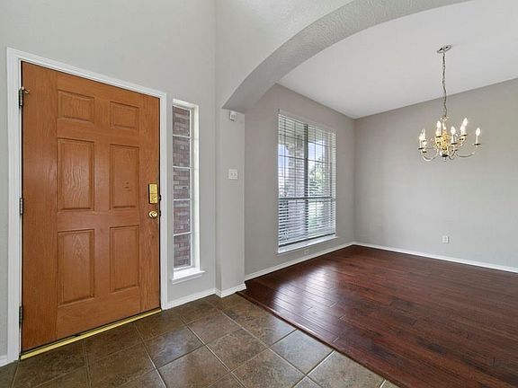 2nd image of 5641 Overland Dr