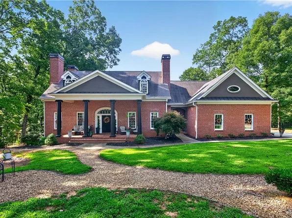 3969 Oak Hill Rd, Douglasville, GA 30135