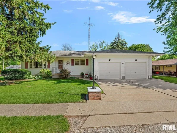 41 W South St, Divernon, IL 62530