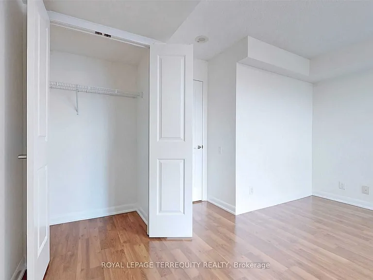17 Anndale Dr #2211 — Photo 25