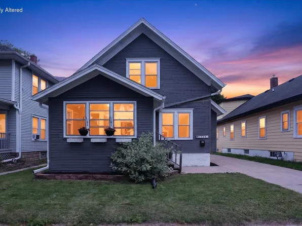 1729 Deane BOULEVARD, Racine, WI 53405