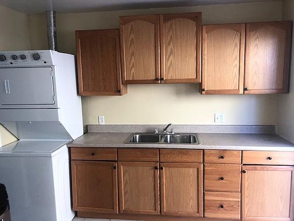 5th image of 425 Garfield St #B