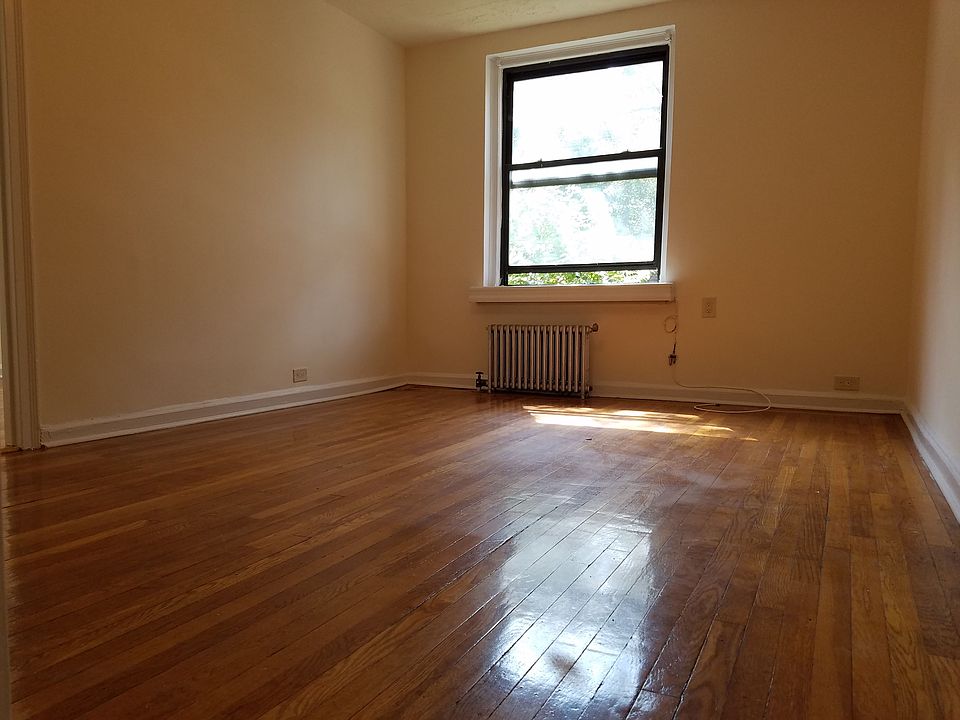 1st image of 4330 48th St