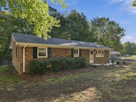 2nd image of 8304 Branson Rd