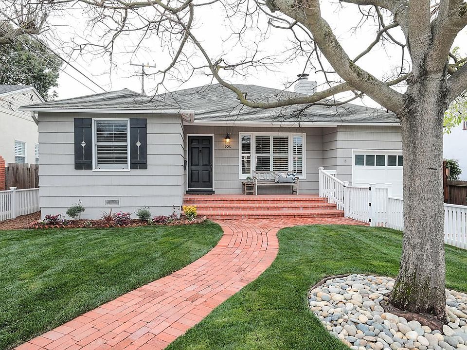 1st image of 806 Folkstone Ave