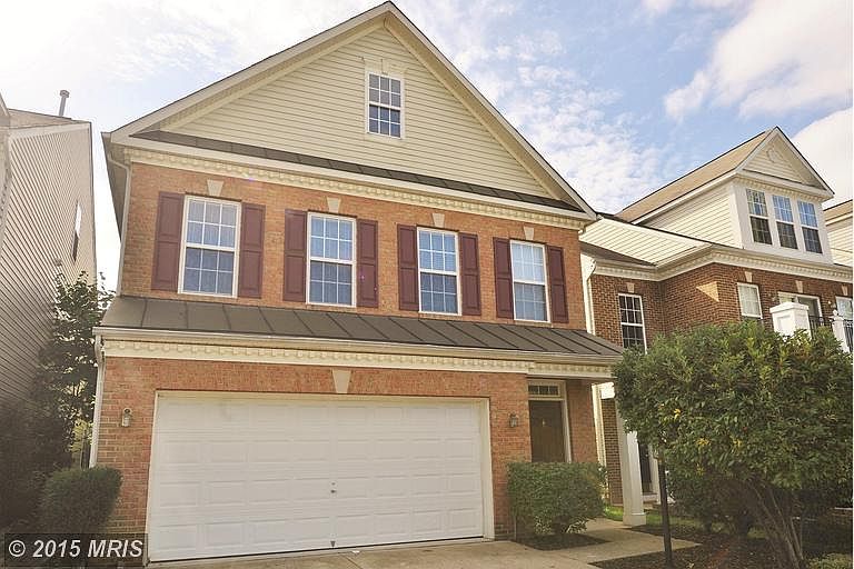 1st image of 4703 Manor Dr