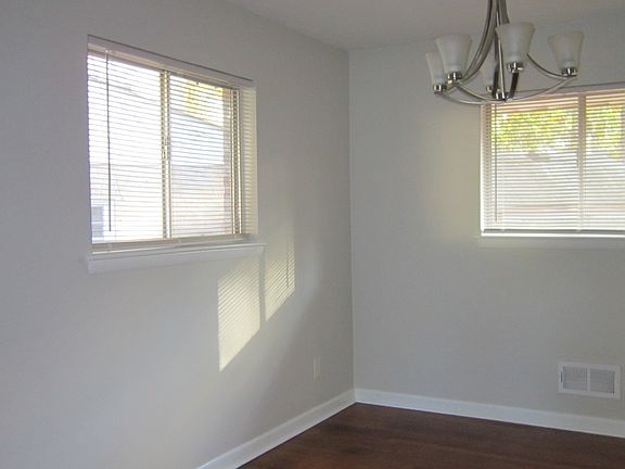 5th image of 3541 Sea Horse Way