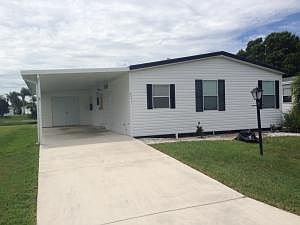 Home For Sale In Savanna Club