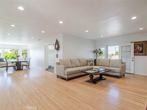 5th image of 801 Stephen Rd