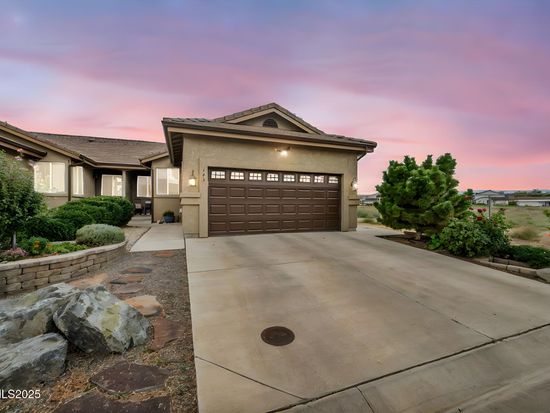 143 Wentworth Cir, Dayton, NV 89403