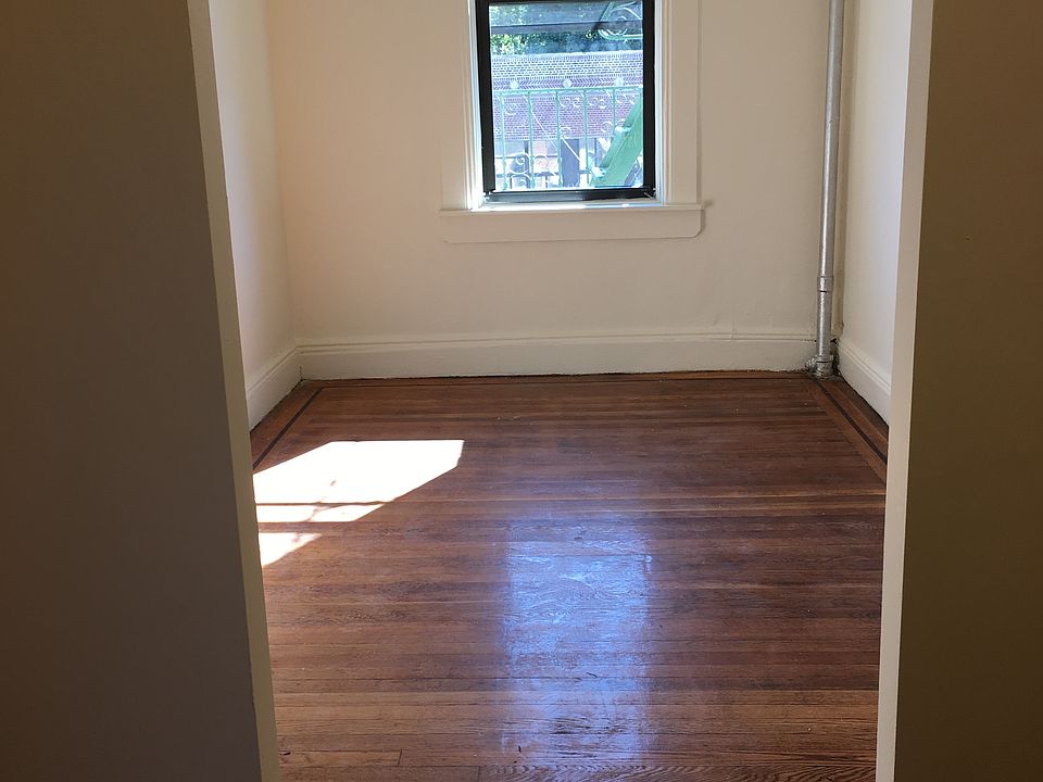 2nd image of 1223 Saint Johns Pl