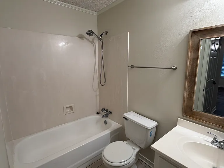 6377 Quin Dr #200 — Photo 10