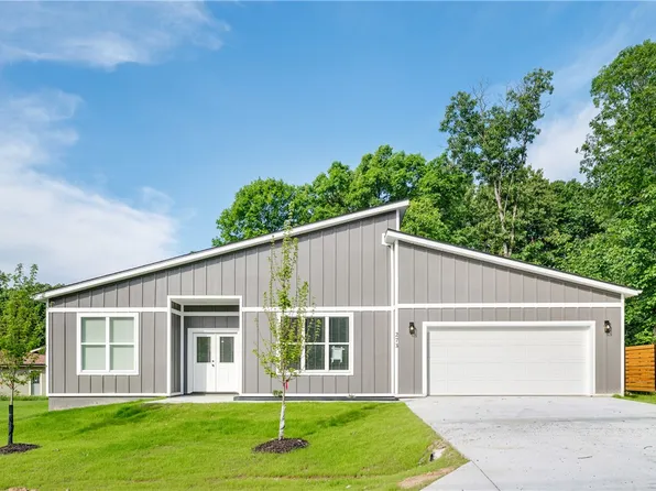 273 Stoneykirk Dr, Bella Vista, AR 72715