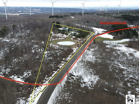 5th image of 2628 Meadows Rd