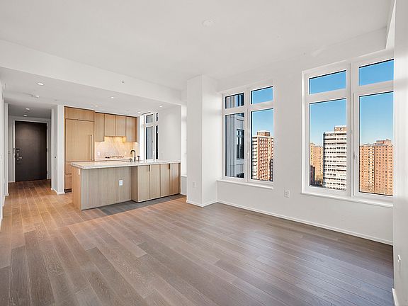 4th image of 543 W 122nd St #12D