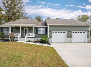 250 Luna Rd, Sparta, TN 38583