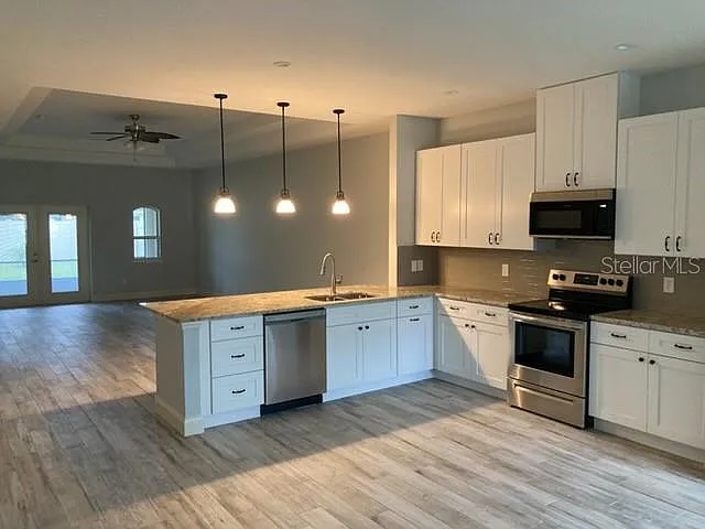 20 Eton Ln #A — Photo 4