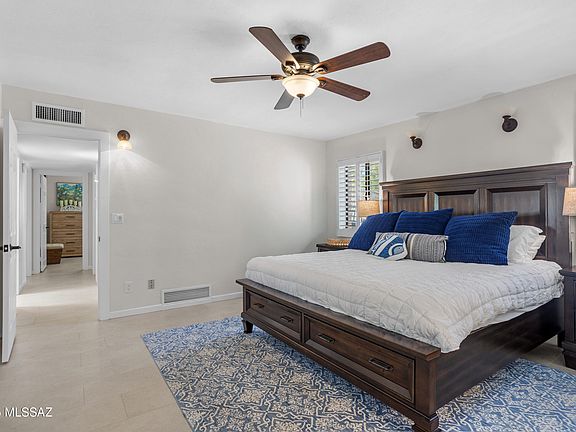 4th image of 2460 N Calle De Maurer