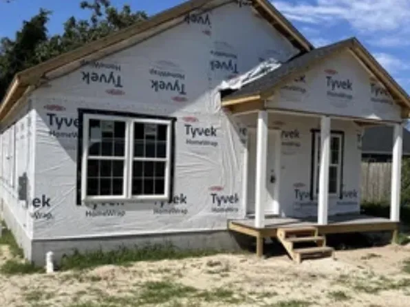 5 W High St, Seaford, DE 19973