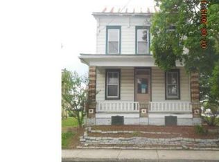 34 E Noble Ave, Shoemakersville, PA 19555