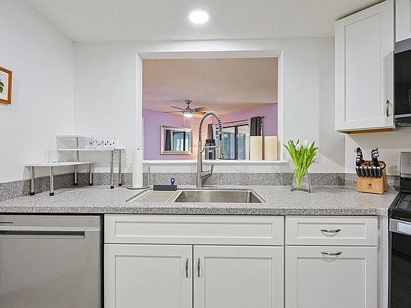 4th image of 276 Trailside Way Unit 276