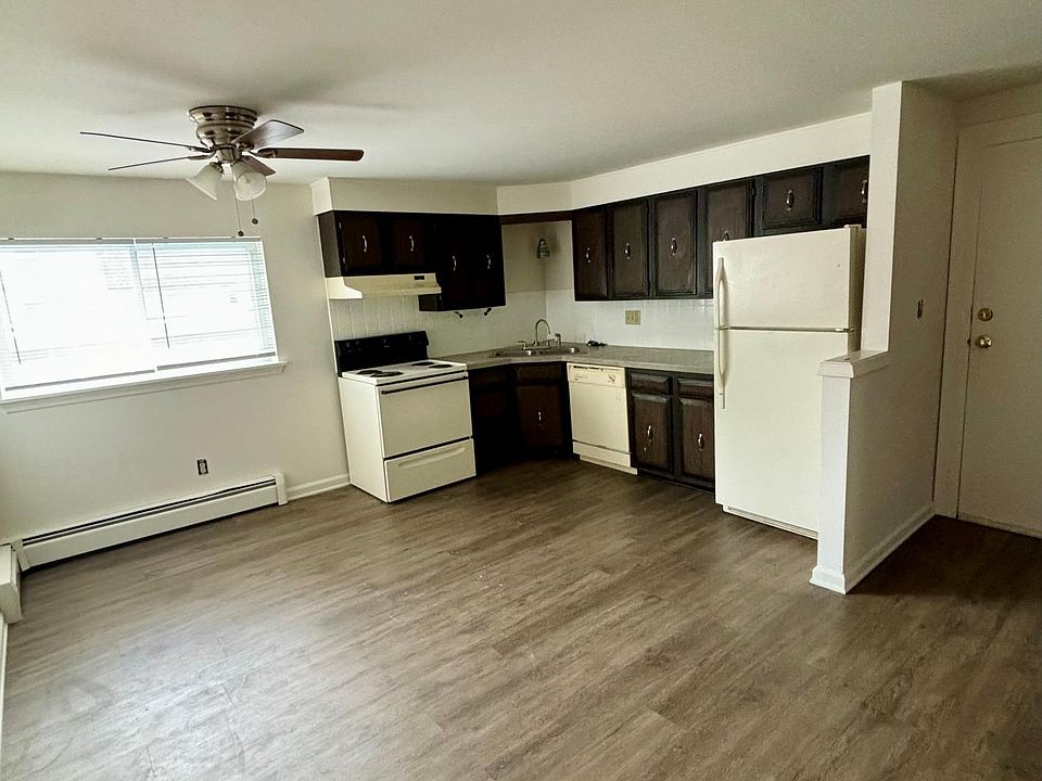 Losson Garden Apartments - 110 Losson Rd Cheektowaga NY | Zillow