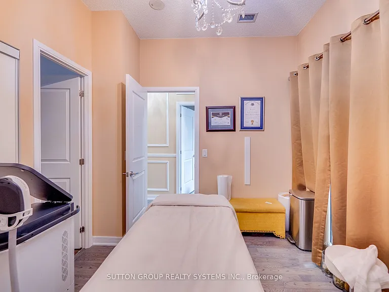 9191 Yonge St #SW-105 — Photo 10