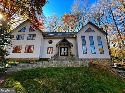 11265 Beach Mill Rd, Great Falls, VA, 22066