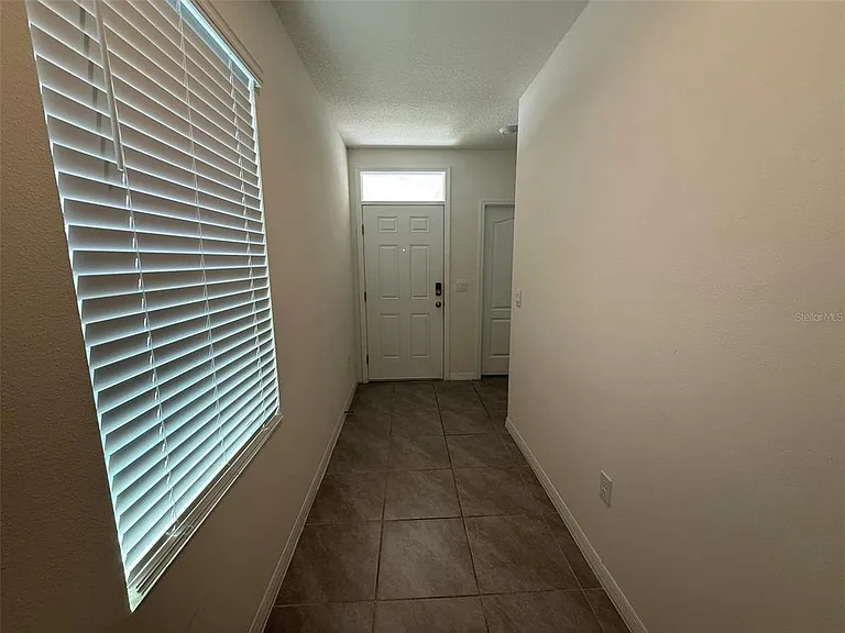 1823 Cacutta Way — Photo 7