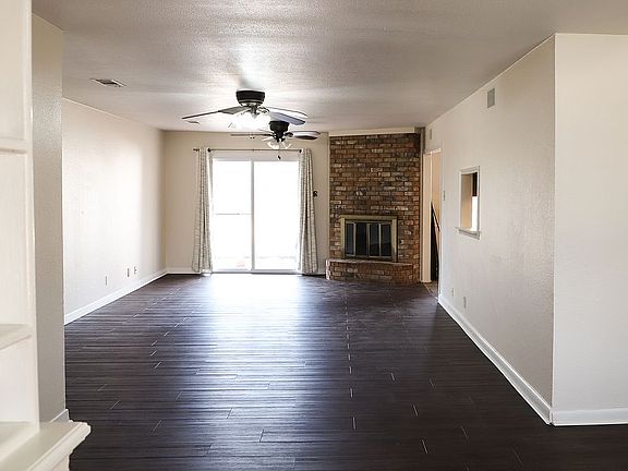 3rd image of 2706 Dover Dr