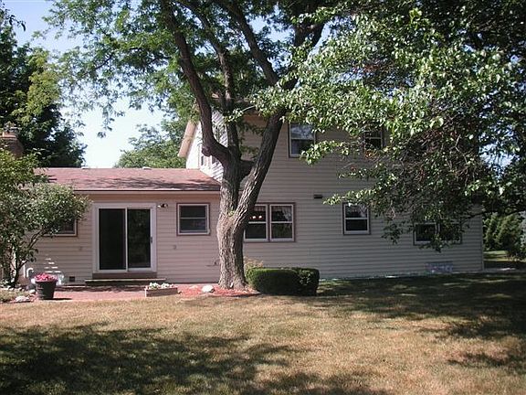 3814 Glengarry Rear View