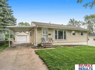 9422 Meredith Ave, Omaha, NE 68134