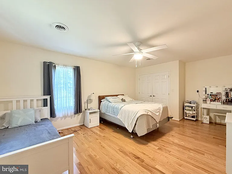 559 Holly Corner Rd — Photo 25