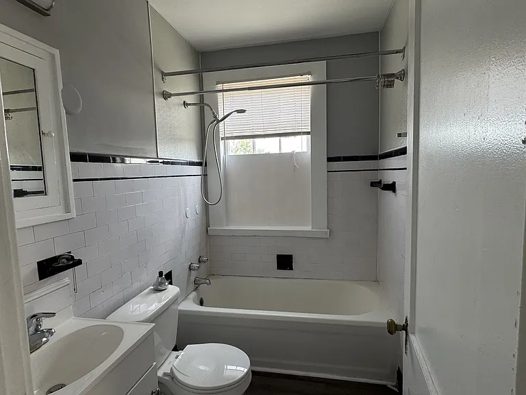 605 South Lexington Avenue - A-6 — Photo 5