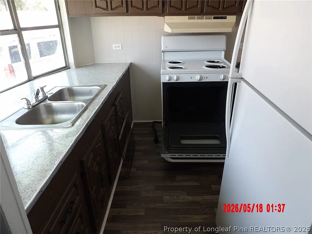 2 bed, 1.0 bath, 900 sqft, $800 — Photo 4