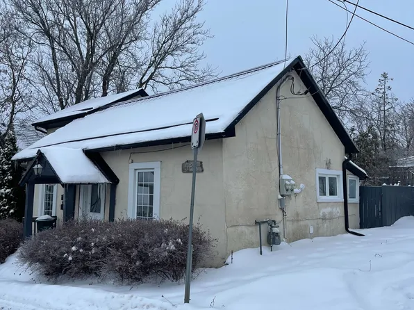 563 Union St, Kingston, ON