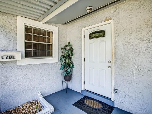 3rd image of 1701 NW 9th Avenue