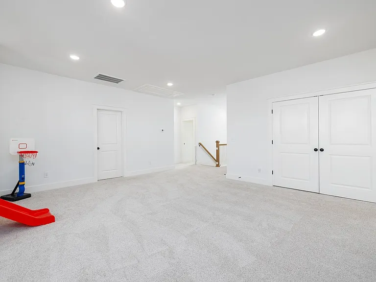2056 Braidwood Ln — Photo 62
