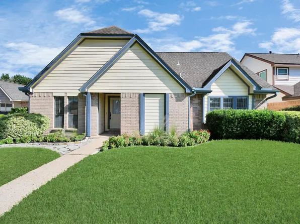 315 Muirwood Ln, Sugar Land, TX 77498