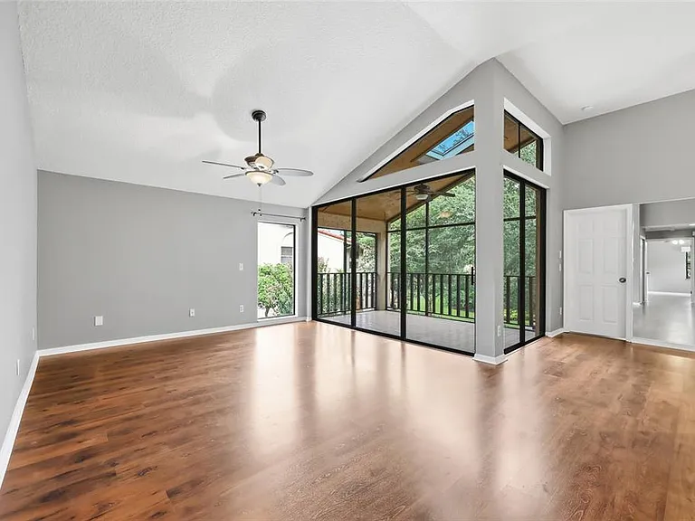 2922 Lake Pineloch Blvd #15-21 — Photo 5
