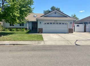 830 Amanda Way, Central Pt, OR 97502